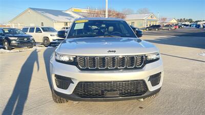 2024 Jeep Grand Cherokee Altitude   - Photo 8 - Lafayette, IN 47905
