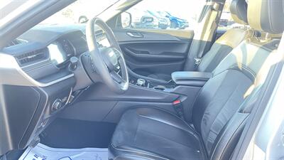 2024 Jeep Grand Cherokee Altitude   - Photo 12 - Lafayette, IN 47905