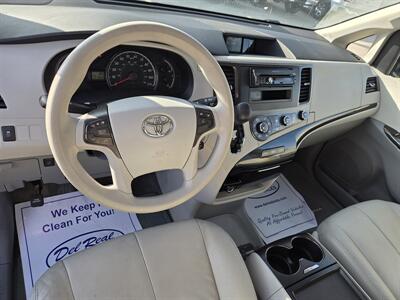 2011 Toyota Sienna LE 8-Passenger   - Photo 13 - Lafayette, IN 47905