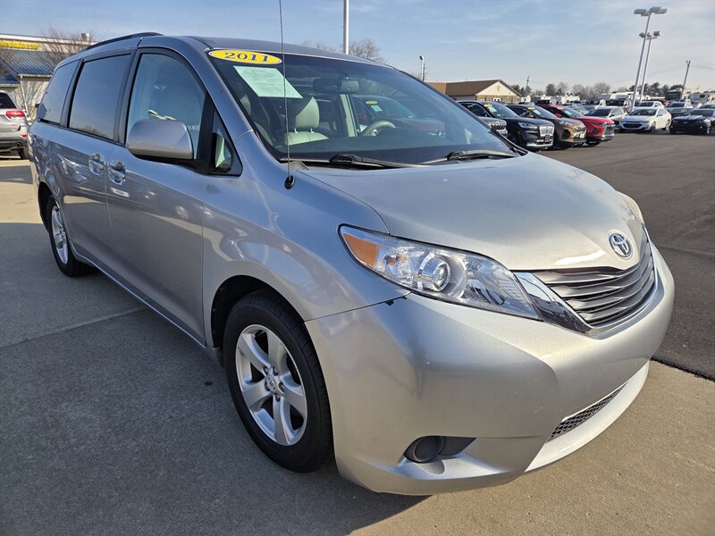 2011 Toyota Sienna LE 8-Passenger   - Photo 1 - Lafayette, IN 47905