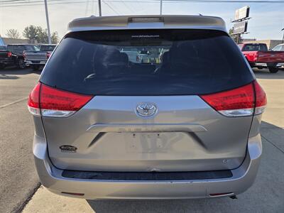 2011 Toyota Sienna LE 8-Passenger   - Photo 4 - Lafayette, IN 47905