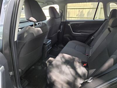 2022 Toyota RAV4 Hybrid LE - Photo 11 - Lafayette, IN 47905