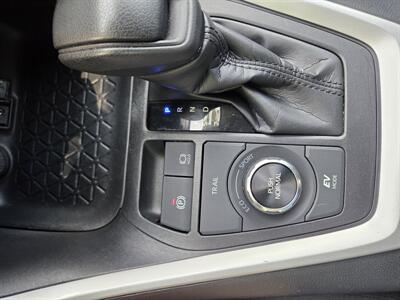 2022 Toyota RAV4 Hybrid LE - Photo 21 - Lafayette, IN 47905