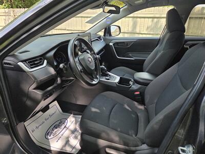 2022 Toyota RAV4 Hybrid LE - Photo 10 - Lafayette, IN 47905