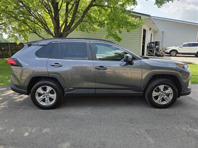 2022 Toyota RAV4 Hybrid LE - Photo 2 - Lafayette, IN 47905