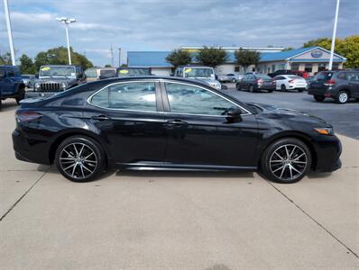 2021 Toyota Camry SE   - Photo 2 - Lafayette, IN 47905