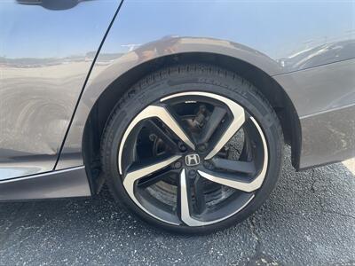 2018 Honda Accord Sport   - Photo 9 - Lafayette, IN 47905