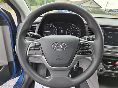 2018 Hyundai ELANTRA SEL   - Photo 13 - Lafayette, IN 47905