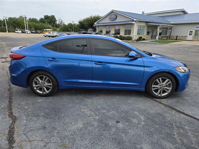 2018 Hyundai ELANTRA SEL   - Photo 2 - Lafayette, IN 47905