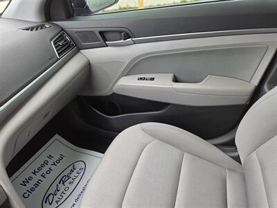 2018 Hyundai ELANTRA SEL   - Photo 20 - Lafayette, IN 47905