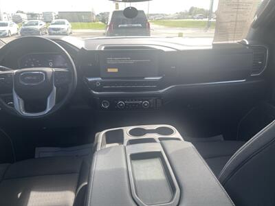 2023 GMC Sierra 1500 SLE - Photo 11 - Lafayette, IN 47905