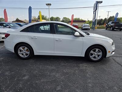2016 Chevrolet Cruze Limited 1LT Auto   - Photo 2 - Lafayette, IN 47905