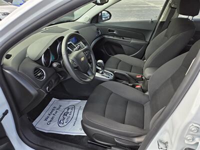 2016 Chevrolet Cruze Limited 1LT Auto   - Photo 10 - Lafayette, IN 47905