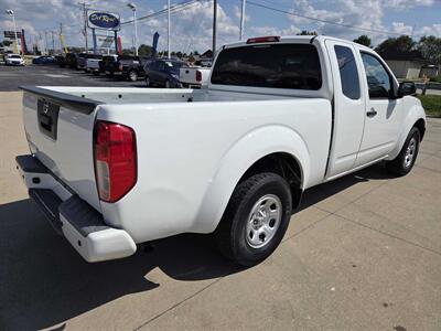 2017 Nissan Frontier S   - Photo 3 - Lafayette, IN 47905
