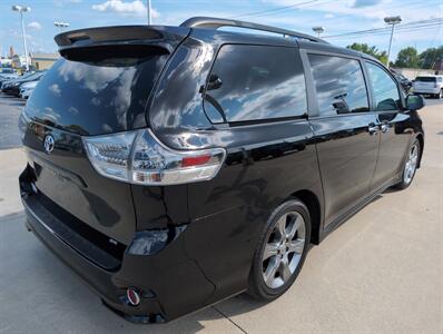 2013 Toyota Sienna SE 8-Passenger   - Photo 3 - Lafayette, IN 47905