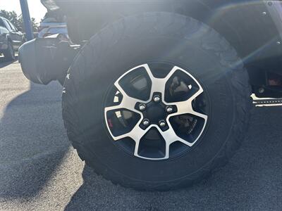 2022 Jeep Wrangler Unlimited Rubicon   - Photo 9 - Lafayette, IN 47905