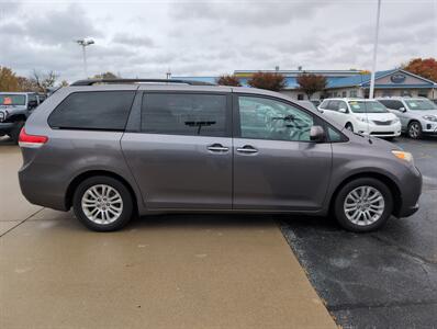 2013 Toyota Sienna XLE 7-Passenger Auto   - Photo 2 - Lafayette, IN 47905