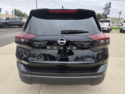 2025 Nissan Rogue S   - Photo 4 - Lafayette, IN 47905
