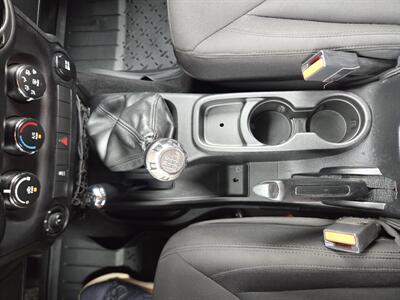 2015 Jeep Wrangler Sport   - Photo 19 - Lafayette, IN 47905