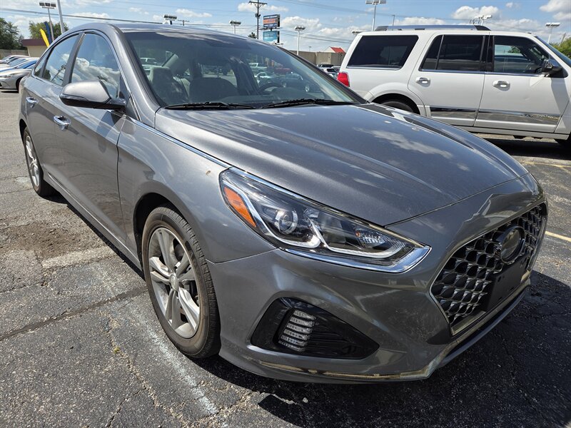 2018 Hyundai SONATA SEL - Photo 1 - Lafayette, IN 47905