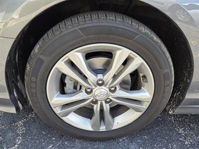 2018 Hyundai SONATA SEL   - Photo 9 - Lafayette, IN 47905