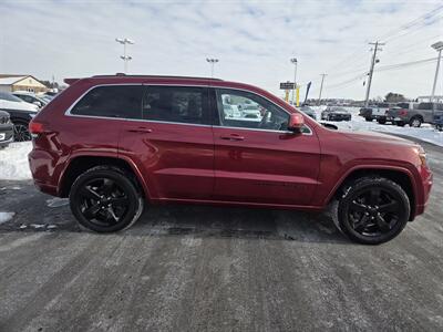 2015 Jeep Grand Cherokee Altitude   - Photo 2 - Lafayette, IN 47905