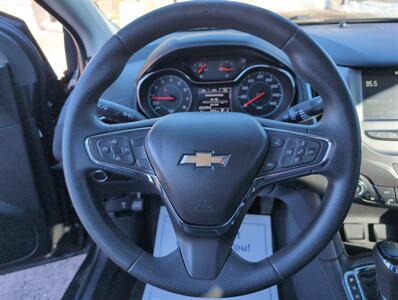 2017 Chevrolet Cruze LT Auto   - Photo 13 - Lafayette, IN 47905