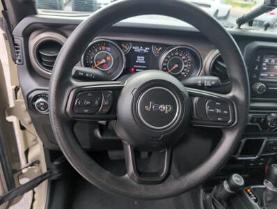 2020 Jeep Gladiator Sport   - Photo 14 - Lafayette, IN 47905