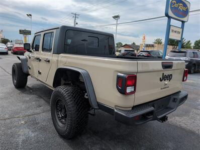 2020 Jeep Gladiator Sport   - Photo 5 - Lafayette, IN 47905