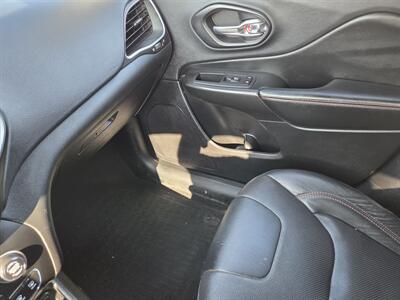 2019 Jeep Cherokee Trailhawk   - Photo 21 - Lafayette, IN 47905