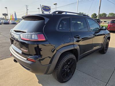 2019 Jeep Cherokee Trailhawk   - Photo 3 - Lafayette, IN 47905