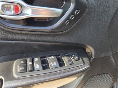 2019 Jeep Cherokee Trailhawk   - Photo 14 - Lafayette, IN 47905