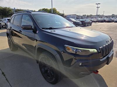 2019 Jeep Cherokee Trailhawk   - Photo 1 - Lafayette, IN 47905