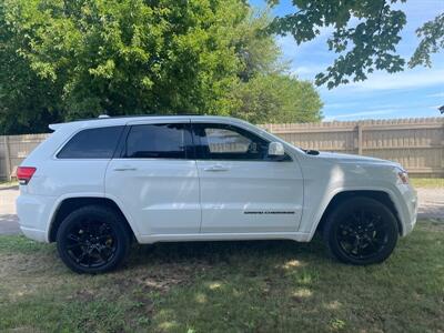 2015 Jeep Grand Cherokee Altitude   - Photo 2 - Lafayette, IN 47905