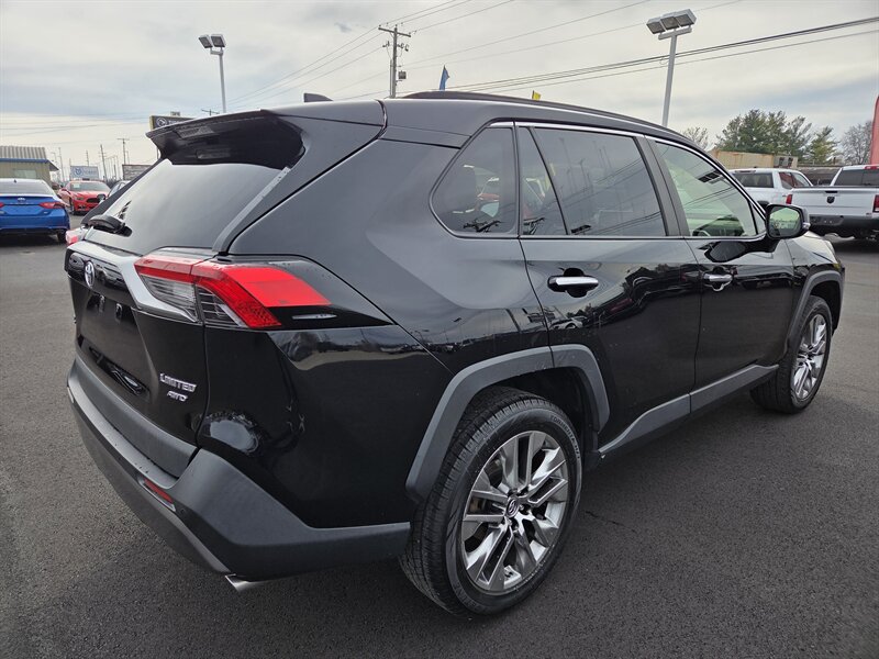2019 Toyota RAV4 Limited photo 2