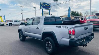 2020 Toyota Tacoma TRD Off-Road   - Photo 5 - Lafayette, IN 47905