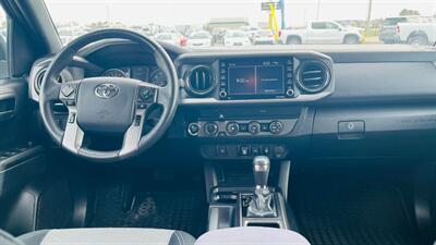 2020 Toyota Tacoma TRD Off-Road   - Photo 11 - Lafayette, IN 47905