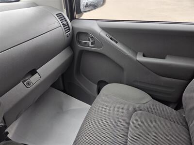 2016 Nissan Frontier SV   - Photo 20 - Lafayette, IN 47905