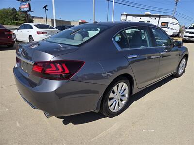 2015 Honda Accord EX-L w/Navi - Photo 3 - Lafayette, IN 47905