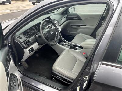 2015 Honda Accord EX-L w/Navi   - Photo 10 - Lafayette, IN 47905
