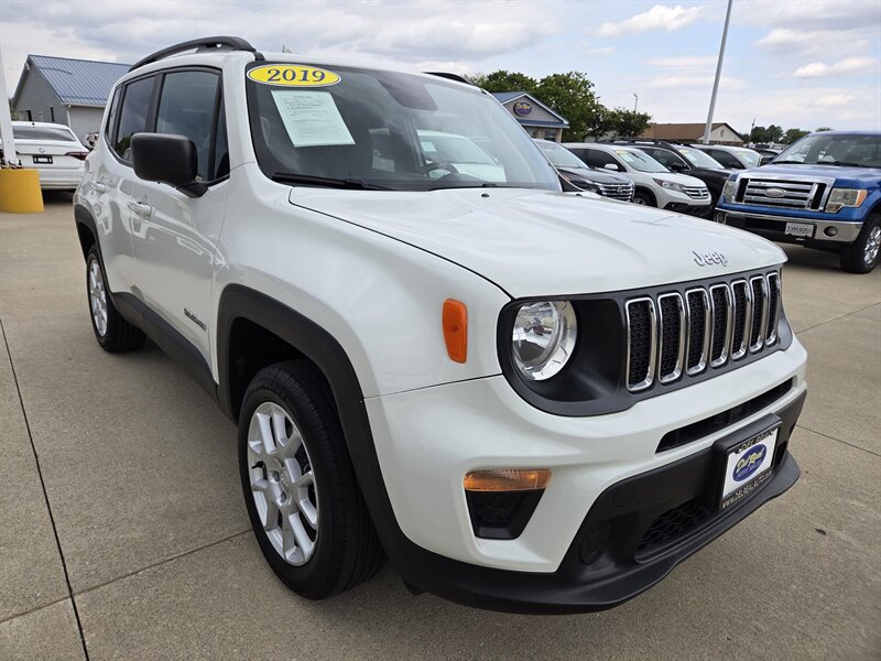 2019 Jeep Renegade Sport   - Photo 1 - Lafayette, IN 47905