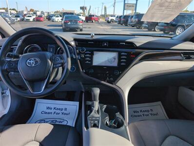 2020 Toyota Camry Hybrid LE   - Photo 13 - Lafayette, IN 47905