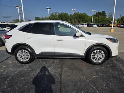 2020 Ford Escape SE   - Photo 2 - Lafayette, IN 47905