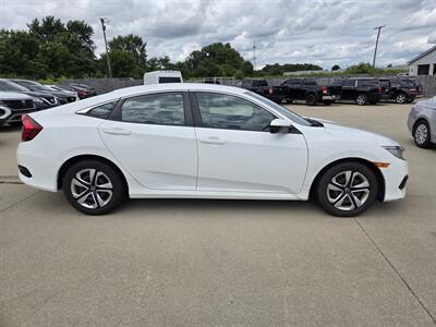 2018 Honda Civic LX - Photo 2 - Lafayette, IN 47905