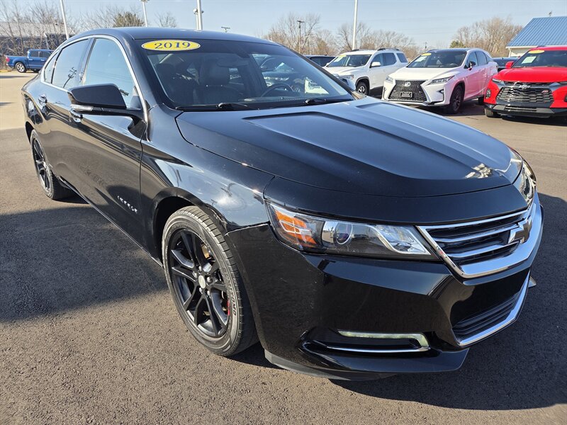 2019 Chevrolet Impala LT   - Photo 1 - Lafayette, IN 47905