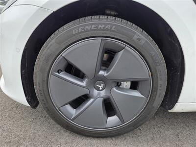 2022 Tesla Model 3 Long Range - Photo 9 - Lafayette, IN 47905