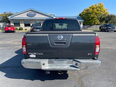 2011 Nissan Frontier SV V6   - Photo 4 - Lafayette, IN 47905