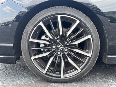 2023 Honda Accord Hybrid Touring   - Photo 9 - Lafayette, IN 47905
