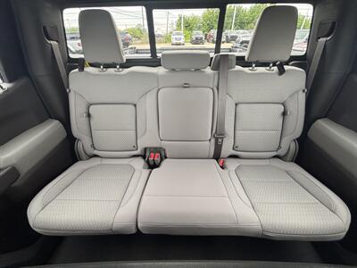 2021 Chevrolet Silverado 1500 LT   - Photo 12 - Lafayette, IN 47905