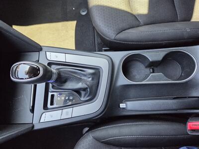 2018 Hyundai ELANTRA Value Edition   - Photo 22 - Lafayette, IN 47905